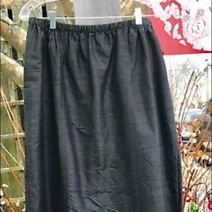 Bodil Silk Ruffle Skirt in Black, Sz XL